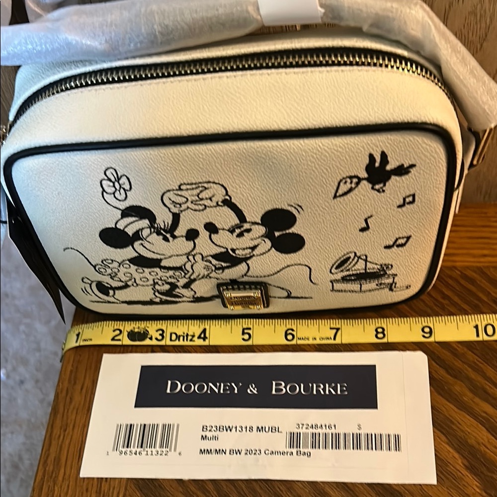 Dooney & Bourke Mickey and Minnie Camera Bag, NWT, nonsmoking, cat friendly home
